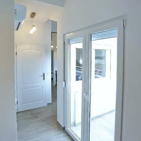 Kristina Apartament *